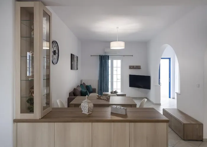 Parian Charming 3bedroom דירה *