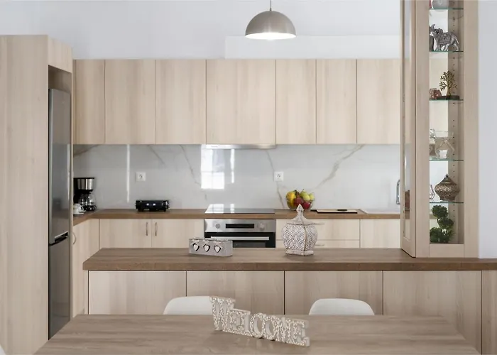 דירה Parian Charming 3bedroom