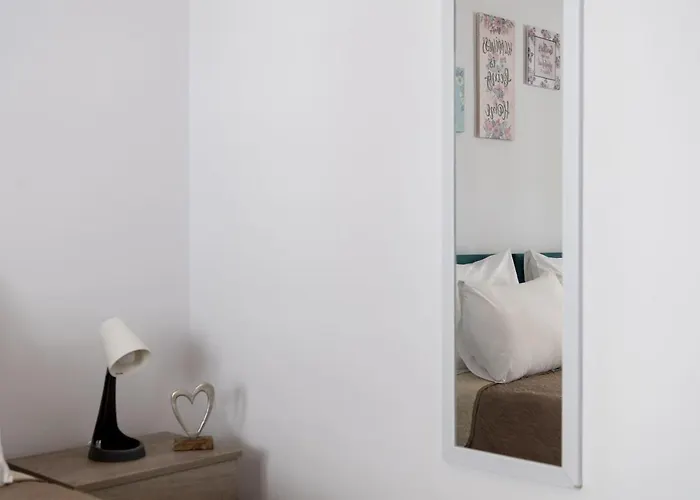 דירה Parian Charming 3bedroom