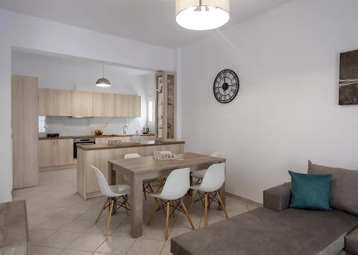 Parian Charming 3bedroom Apartamento *